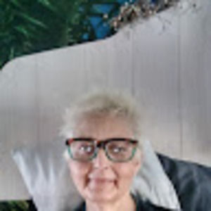 Meet your Posher, Crissy